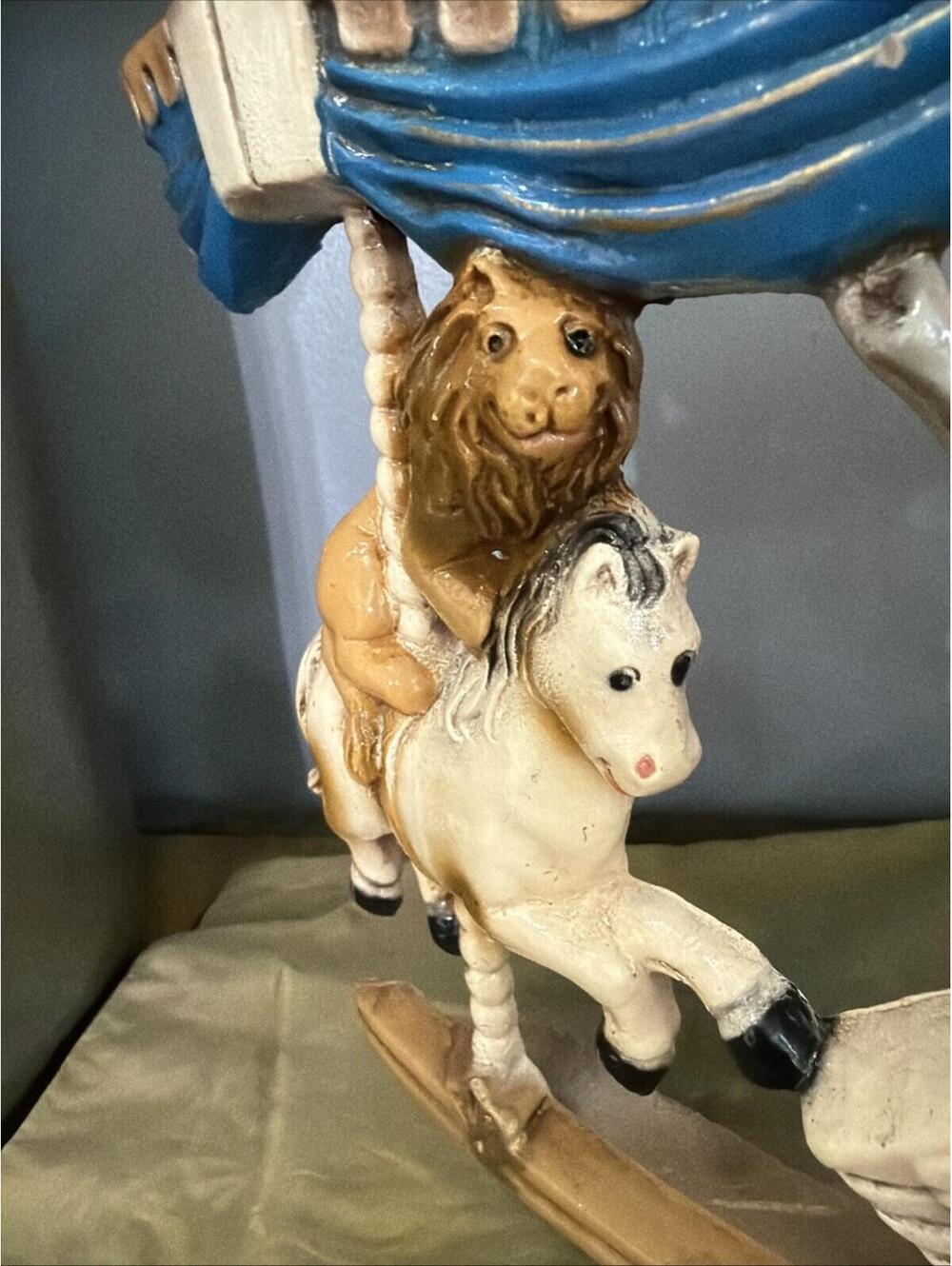 VTG 3D Horse Carousel Decorative Wall Art 1979 Universal Statuary Weird Creepy - Picture 3 of 10